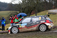 Účast v mistrovství Evropy s S2000 Účast v mistrovství Evropy s S2000