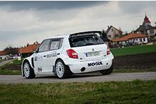 Znovu v barvách Mogulu Znovu v barvách Mogulu