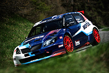 Znovu v barvách Mogulu Znovu v barvách Mogulu